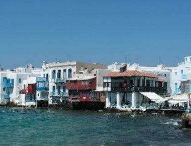 Συντονισμένη επιχείρηση με 56 υπαλλήλους από την ΑΑΔΕ στη Μύκονο- Σαρωτικοί έλεγχοι σε επιχειρήσεις